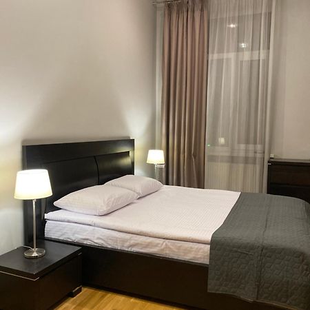 Soprano Apartment Lviv Buitenkant foto