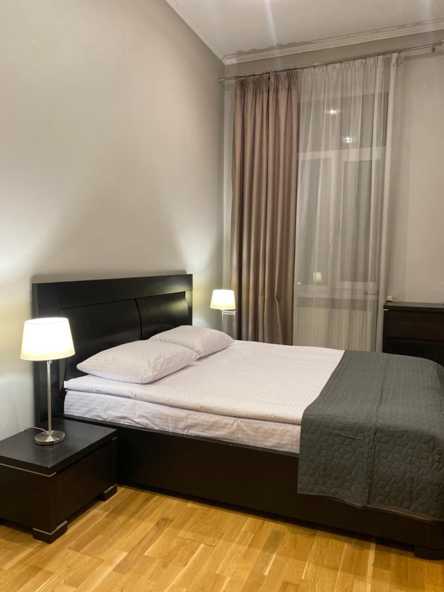 Soprano Apartment Lviv Buitenkant foto