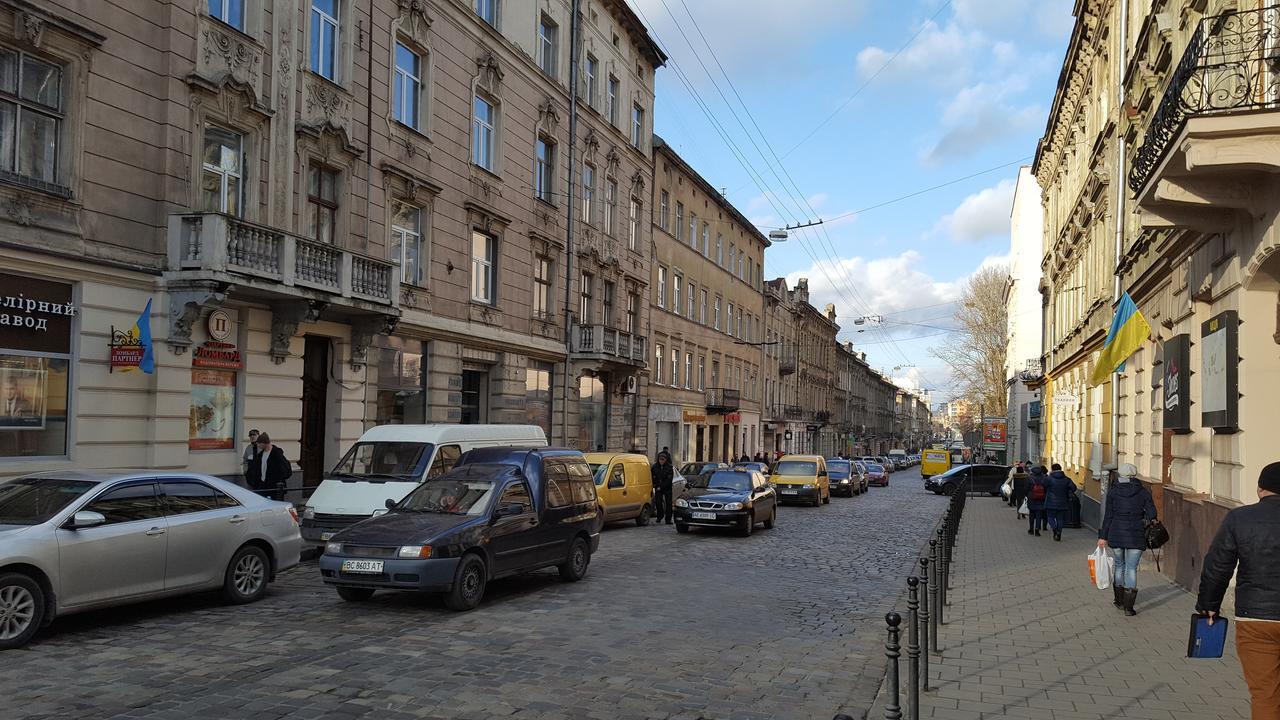 Soprano Apartment Lviv Buitenkant foto