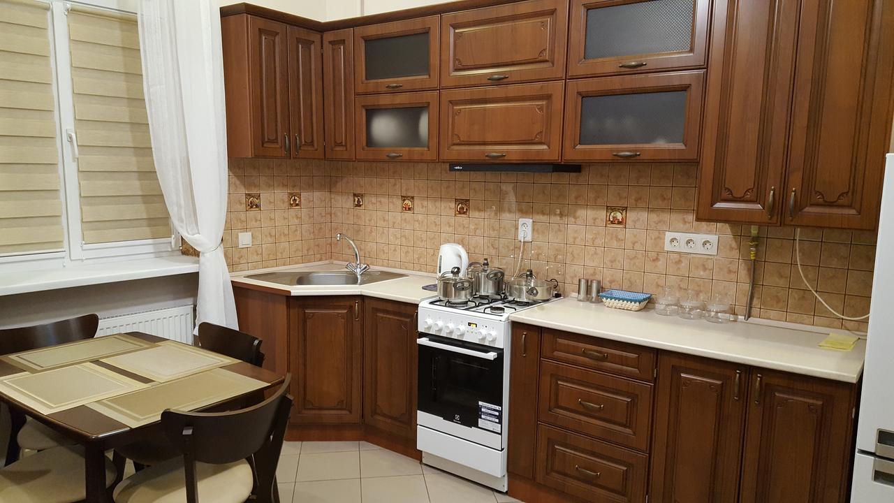 Soprano Apartment Lviv Buitenkant foto